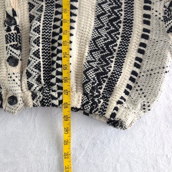 Ivy Jane Geometric Black and Cream Sweater - Picture 9 of 10